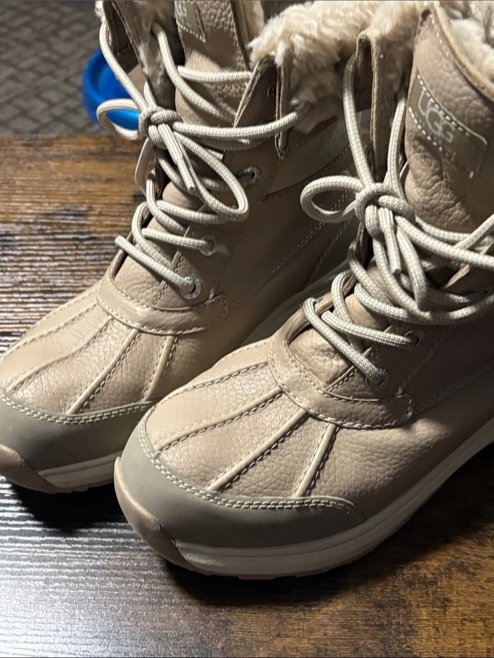 UGG Adirondack III Women's Beige Shearling-Lined Lace-Up Winter Boots
